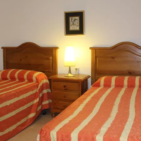 Platja Llarga Nuria Apartment *