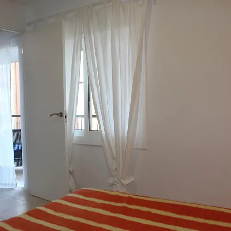 Platja Llarga Nuria Apartment *