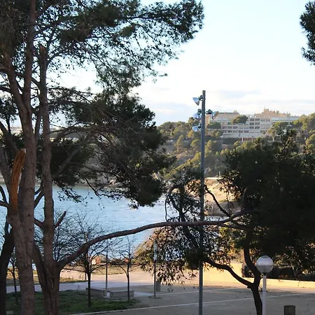 Platja Llarga Nuria Apartment *